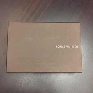 LOUIS VUITTON SHOE GIFT BOX